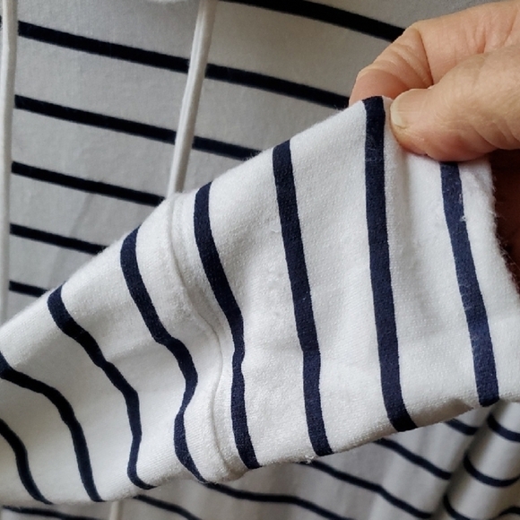 Lily Pulitzer Striped Hooded Dress with Pockets - Picture 9 of 13